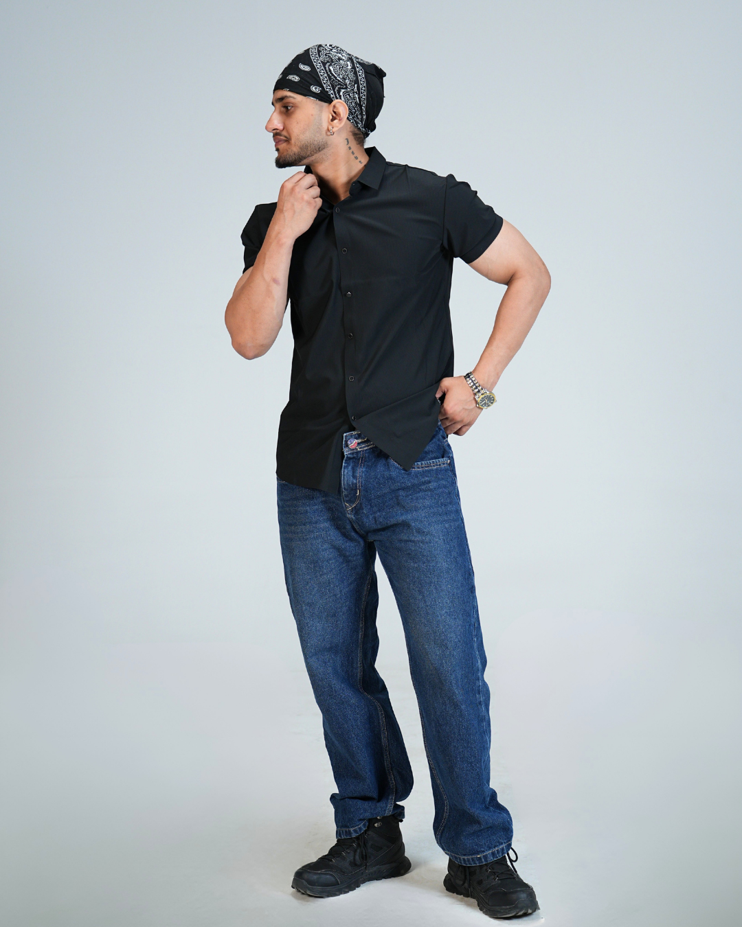 Premium Black Wrinkle-Free Solid Half sleeves shirt